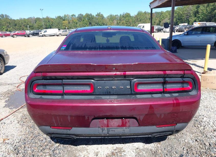 Photo 16 of 2018 Dodge Challenger SXT (VIN 2C3CDZAG1JH235977)