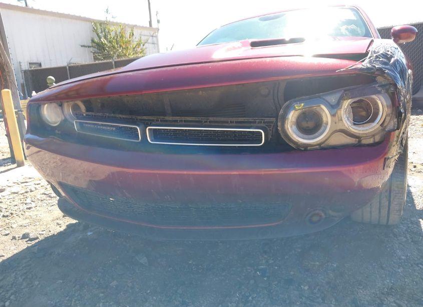 Photo 6 of 2018 Dodge Challenger SXT (VIN 2C3CDZAG1JH235977)