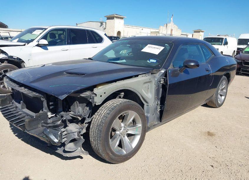 Photo 2 of 2018 Dodge Challenger SXT (VIN 2C3CDZAG1JH241827)