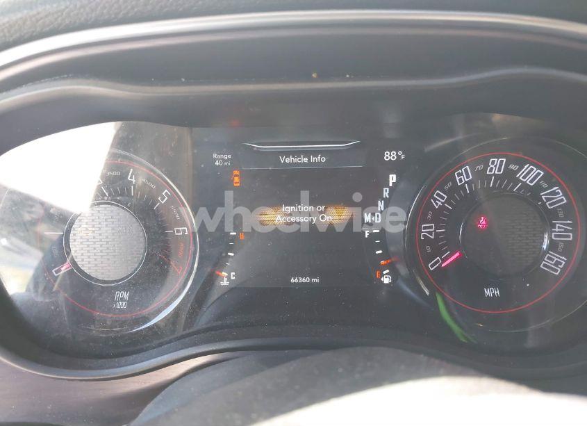 Photo 7 of 2018 Dodge Challenger SXT (VIN 2C3CDZAG1JH339188)