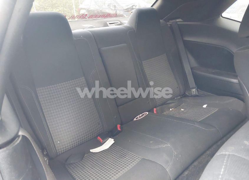 Photo 8 of 2018 Dodge Challenger SXT (VIN 2C3CDZAG1JH339188)