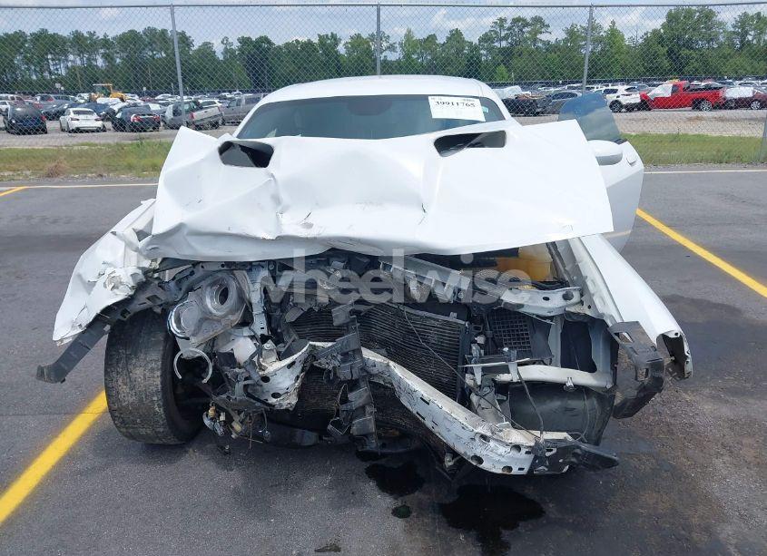 Photo 6 of 2019 Dodge Challenger SXT (VIN 2C3CDZAG1KH525010)