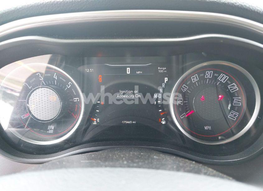 Photo 7 of 2019 Dodge Challenger SXT (VIN 2C3CDZAG1KH525010)