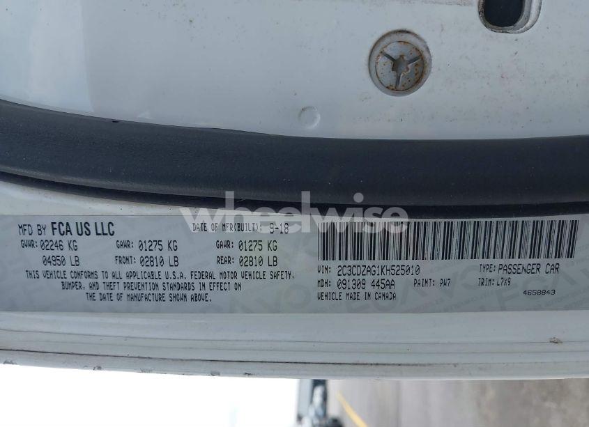 Photo 9 of 2019 Dodge Challenger SXT (VIN 2C3CDZAG1KH525010)