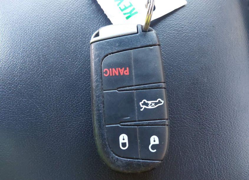 Photo 11 of 2019 Dodge Challenger SXT (VIN 2C3CDZAG1KH616276)