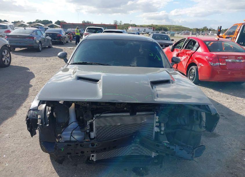 Photo 13 of 2019 Dodge Challenger SXT (VIN 2C3CDZAG1KH616276)