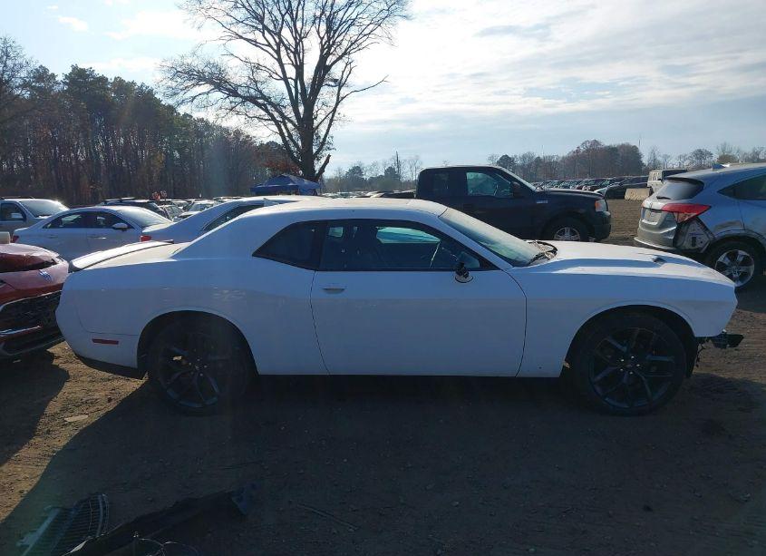 Photo 14 of 2019 Dodge Challenger SXT (VIN 2C3CDZAG1KH652520)