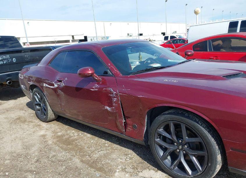 Photo 6 of 2019 Dodge Challenger SXT (VIN 2C3CDZAG1KH735350)