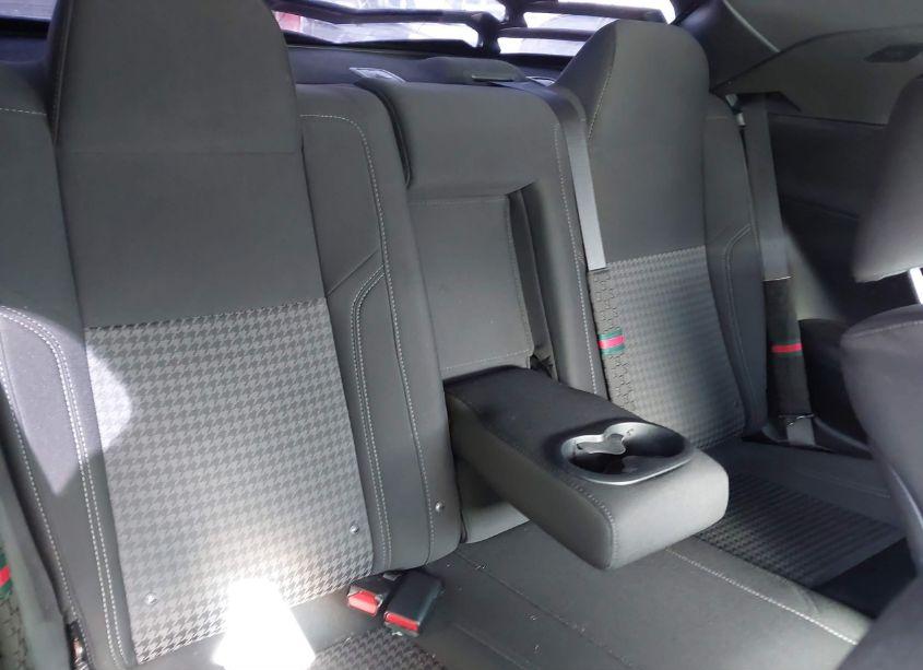 Photo 8 of 2019 Dodge Challenger SXT (VIN 2C3CDZAG1KH735350)