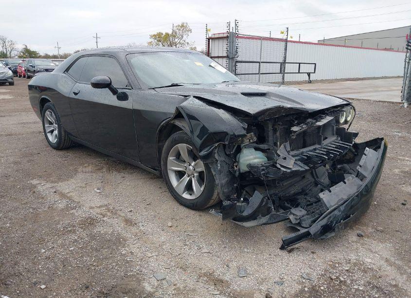 2020 Dodge Challenger SXT (VIN 2C3CDZAG1LH135249) main photo