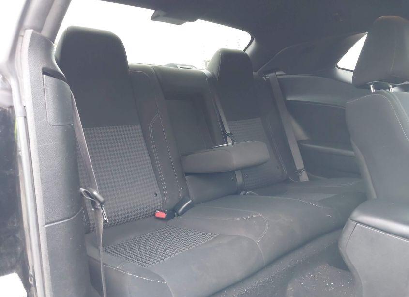 Photo 8 of 2020 Dodge Challenger SXT (VIN 2C3CDZAG1LH135249)