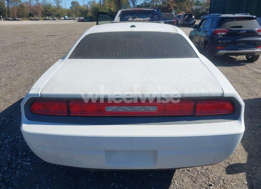 Photo 15 of 2021 Dodge Challenger SXT (VIN 2C3CDZAG1MH546880)