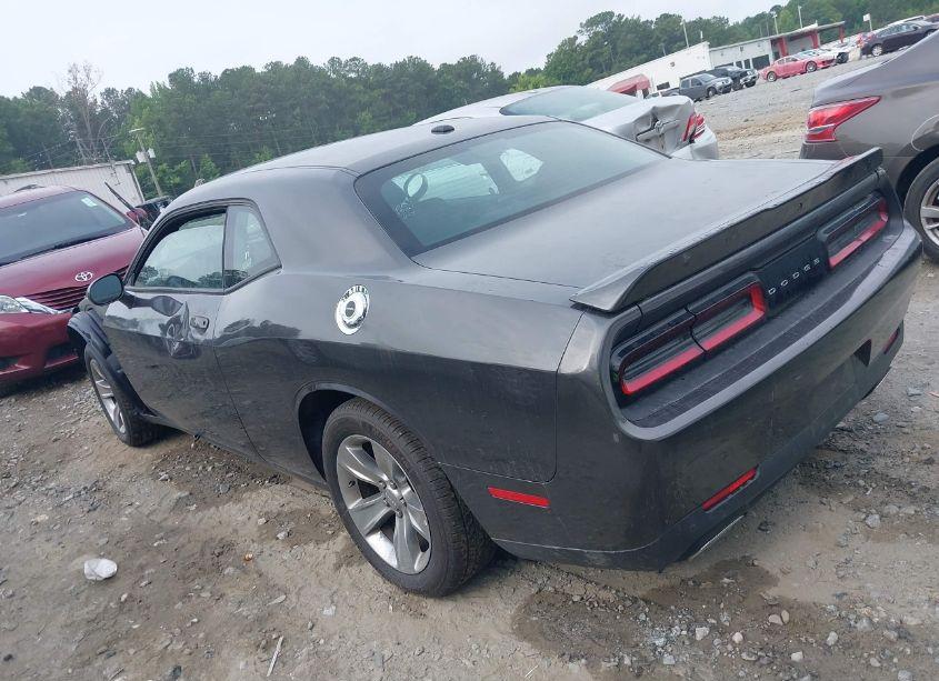 Photo 3 of 2021 Dodge Challenger SXT (VIN 2C3CDZAG1MH627040)