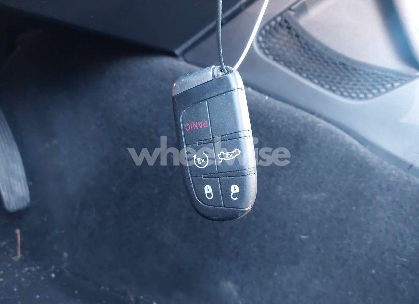 Photo 11 of 2015 Dodge Challenger SXT (VIN 2C3CDZAG2FH712231)