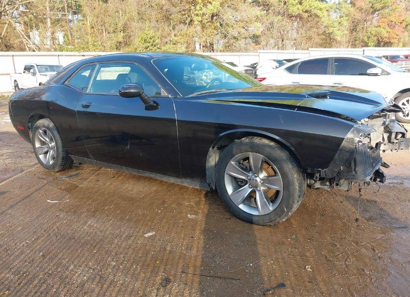 2015 Dodge Challenger SXT (VIN 2C3CDZAG2FH715193) main photo