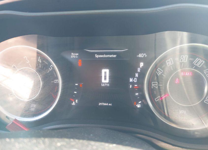 Photo 7 of 2015 Dodge Challenger SXT (VIN 2C3CDZAG2FH715193)