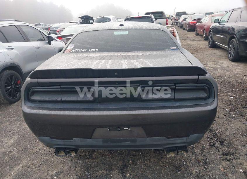 Photo 16 of 2015 Dodge Challenger SXT (VIN 2C3CDZAG2FH758125)
