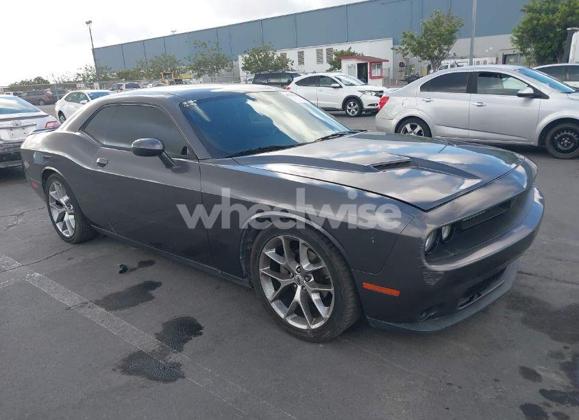 2015 Dodge Challenger SXT OR R/T (VIN 2C3CDZAG2FH873730) main photo
