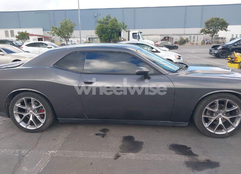 Photo 13 of 2015 Dodge Challenger SXT OR R/T (VIN 2C3CDZAG2FH873730)