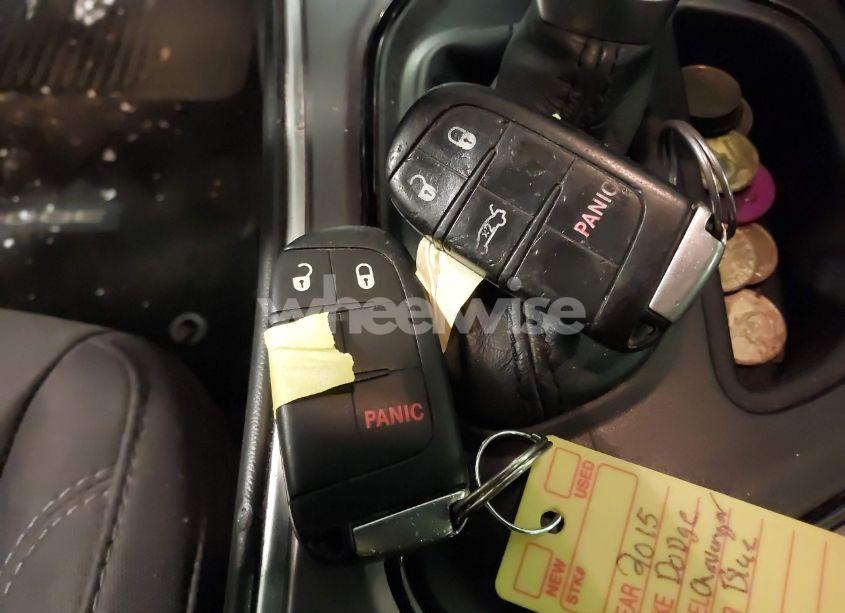 Photo 11 of 2015 Dodge Challenger SXT (VIN 2C3CDZAG2FH913756)