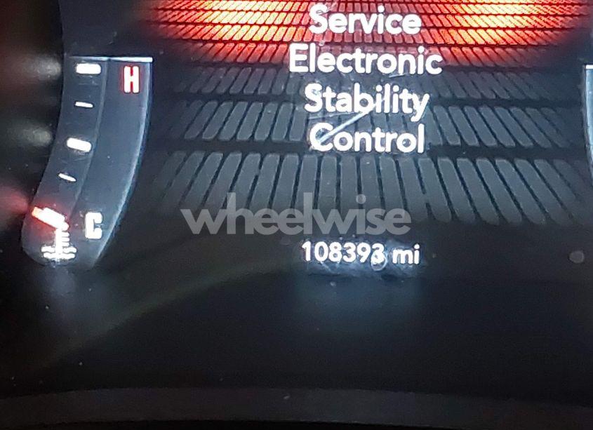 Photo 15 of 2015 Dodge Challenger SXT (VIN 2C3CDZAG2FH913756)