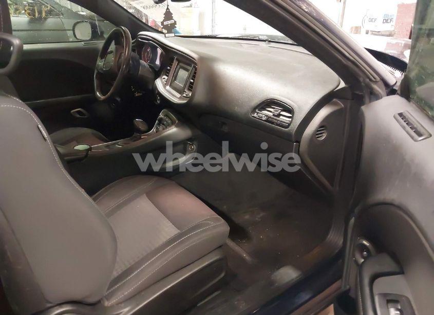 Photo 5 of 2015 Dodge Challenger SXT (VIN 2C3CDZAG2FH913756)