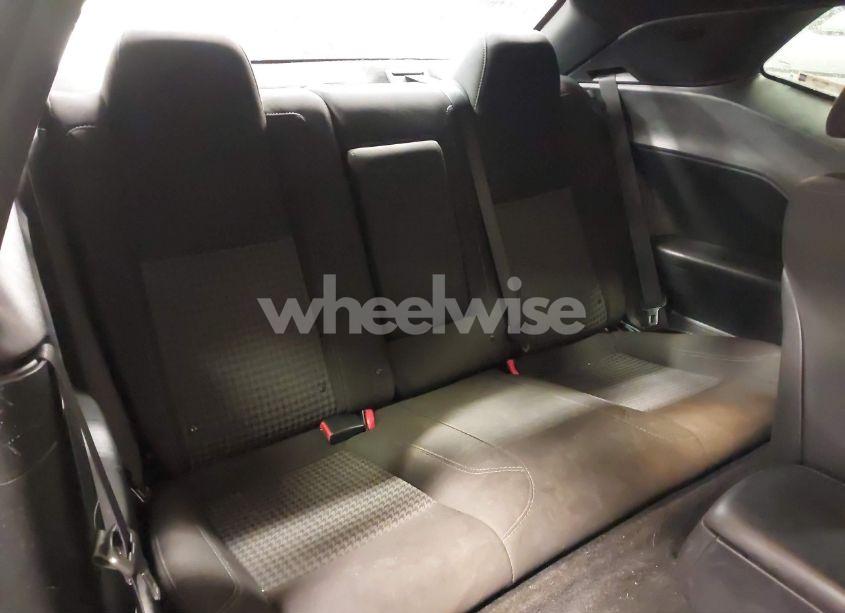 Photo 8 of 2015 Dodge Challenger SXT (VIN 2C3CDZAG2FH913756)