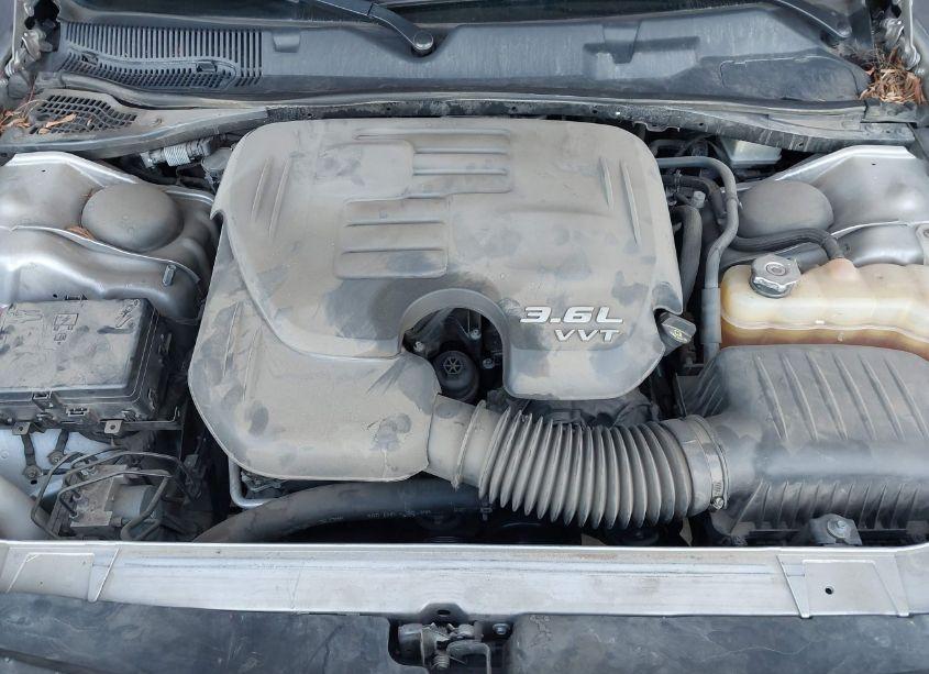 Photo 10 of 2016 Dodge Challenger SXT (VIN 2C3CDZAG2GH200101)