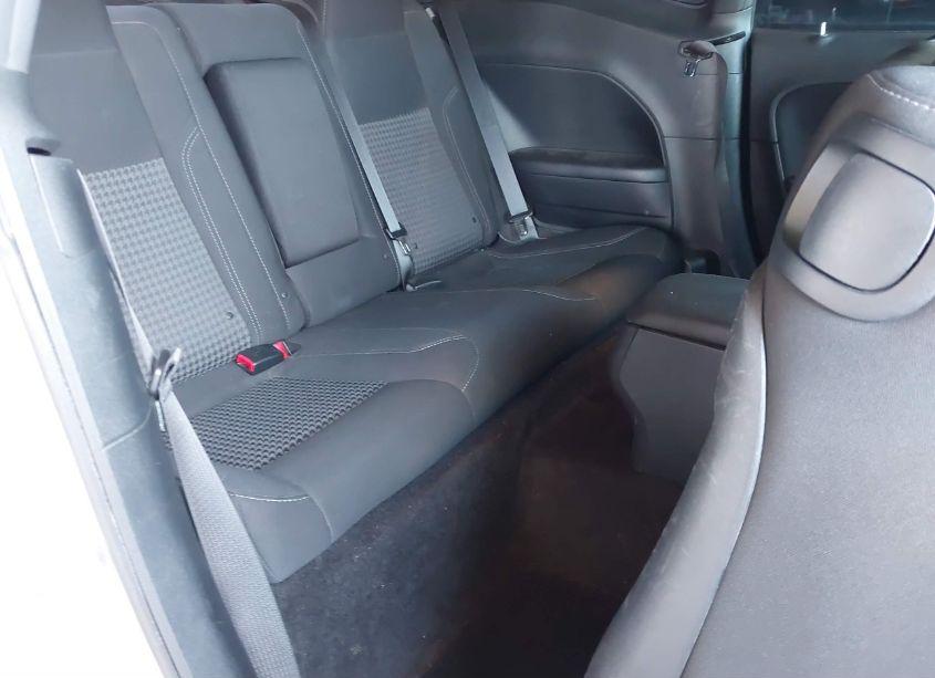 Photo 8 of 2016 Dodge Challenger SXT (VIN 2C3CDZAG2GH200101)