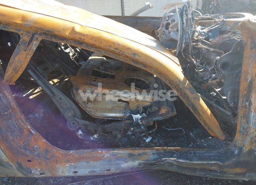 Photo 5 of 2016 Dodge Challenger SXT PLUS (VIN 2C3CDZAG2GH226035)