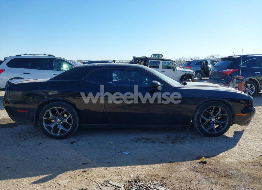 Photo 13 of 2016 Dodge Challenger SXT PLUS (VIN 2C3CDZAG2GH256698)