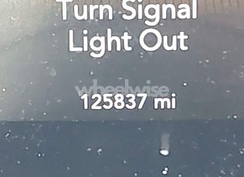 Photo 15 of 2016 Dodge Challenger SXT PLUS (VIN 2C3CDZAG2GH256698)