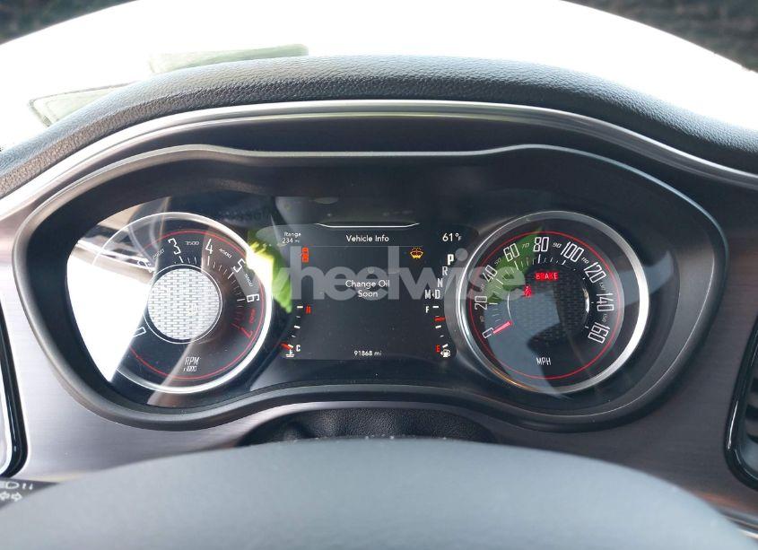 Photo 7 of 2016 Dodge Challenger SXT (VIN 2C3CDZAG2GH336292)