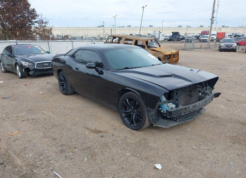 2016 Dodge Challenger SXT PLUS (VIN 2C3CDZAG2GH337734) main photo