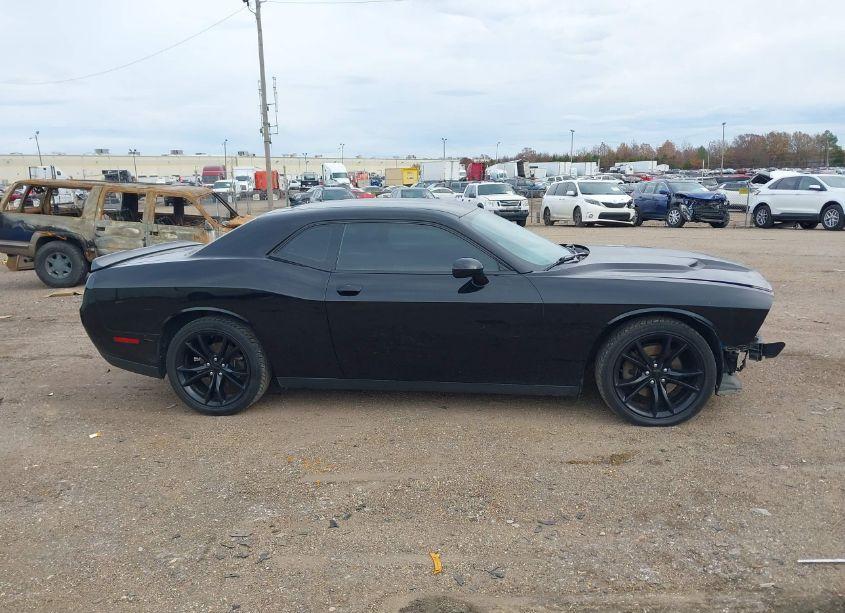 Photo 13 of 2016 Dodge Challenger SXT PLUS (VIN 2C3CDZAG2GH337734)
