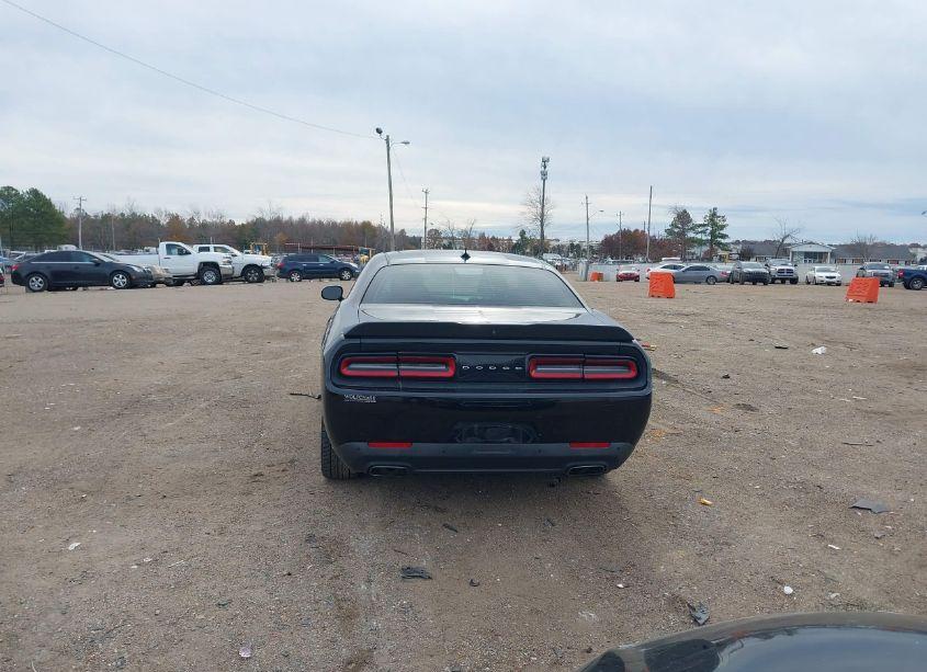 Photo 16 of 2016 Dodge Challenger SXT PLUS (VIN 2C3CDZAG2GH337734)