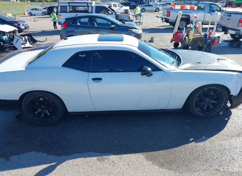 Photo 13 of 2017 Dodge Challenger SXT (VIN 2C3CDZAG2HH608910)