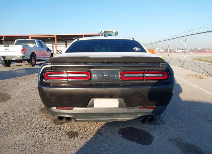 Photo 16 of 2017 Dodge Challenger SXT (VIN 2C3CDZAG2HH608910)
