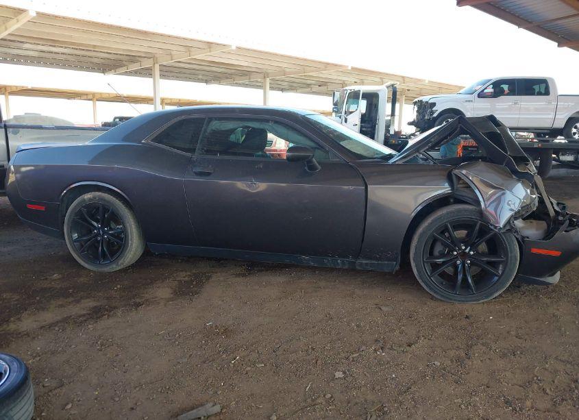 Photo 12 of 2018 Dodge Challenger SXT PLUS (VIN 2C3CDZAG2JH110843)