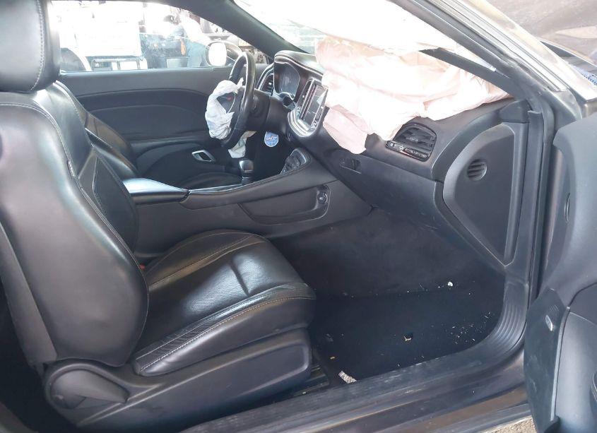 Photo 5 of 2018 Dodge Challenger SXT PLUS (VIN 2C3CDZAG2JH110843)