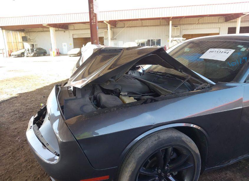 Photo 6 of 2018 Dodge Challenger SXT PLUS (VIN 2C3CDZAG2JH110843)