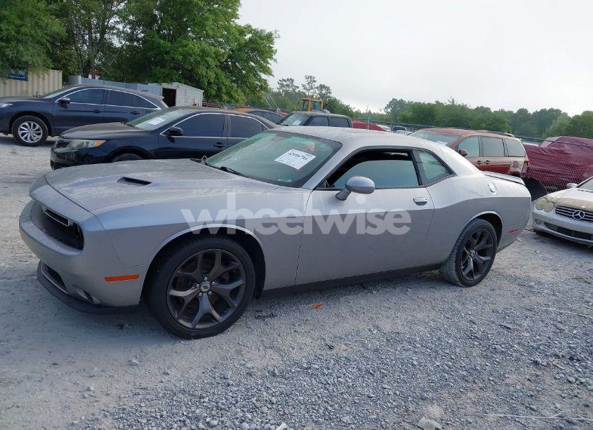 Photo 14 of 2018 Dodge Challenger SXT PLUS (VIN 2C3CDZAG2JH259026)