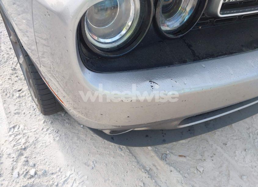 Photo 6 of 2018 Dodge Challenger SXT PLUS (VIN 2C3CDZAG2JH259026)