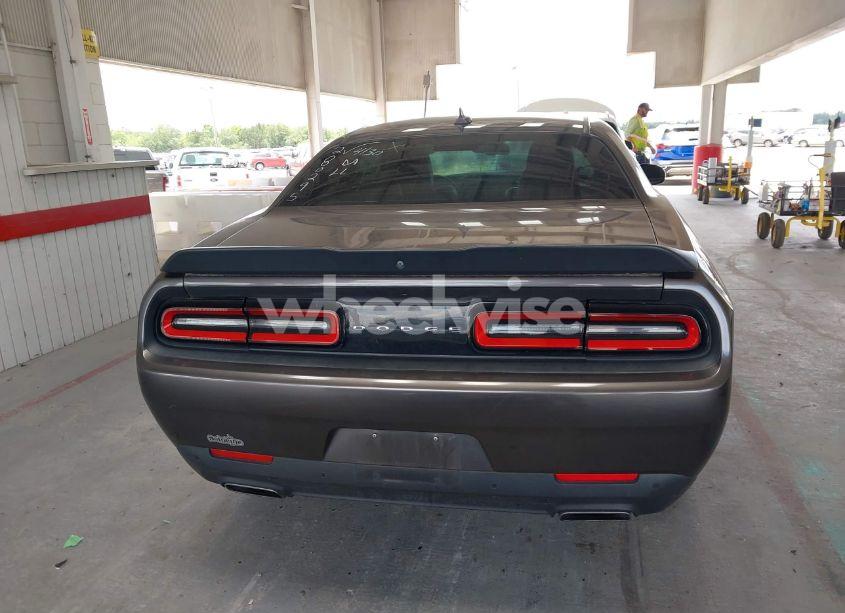Photo 16 of 2018 Dodge Challenger SXT PLUS (VIN 2C3CDZAG2JH280295)