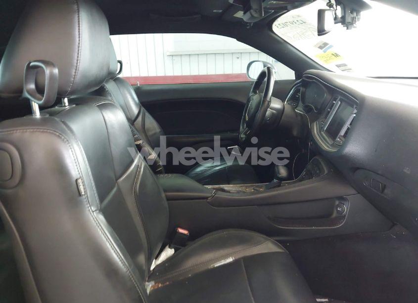 Photo 5 of 2018 Dodge Challenger SXT PLUS (VIN 2C3CDZAG2JH280295)