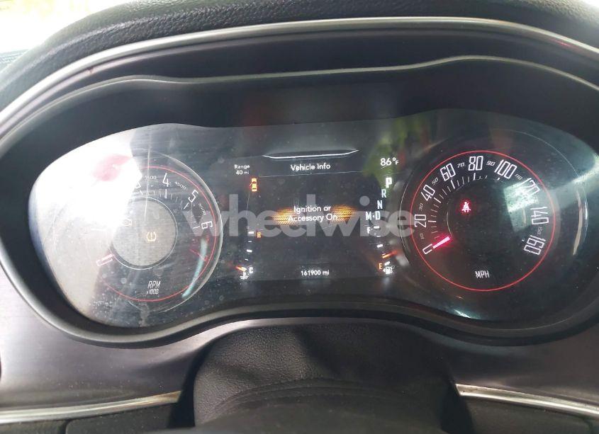 Photo 7 of 2018 Dodge Challenger SXT PLUS (VIN 2C3CDZAG2JH280295)