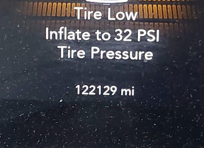 Photo 15 of 2018 Dodge Challenger SXT PLUS (VIN 2C3CDZAG2JH318365)