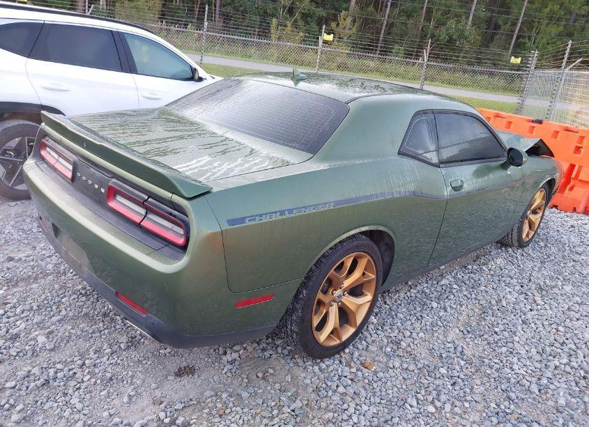 Photo 4 of 2018 Dodge Challenger SXT PLUS (VIN 2C3CDZAG2JH318365)