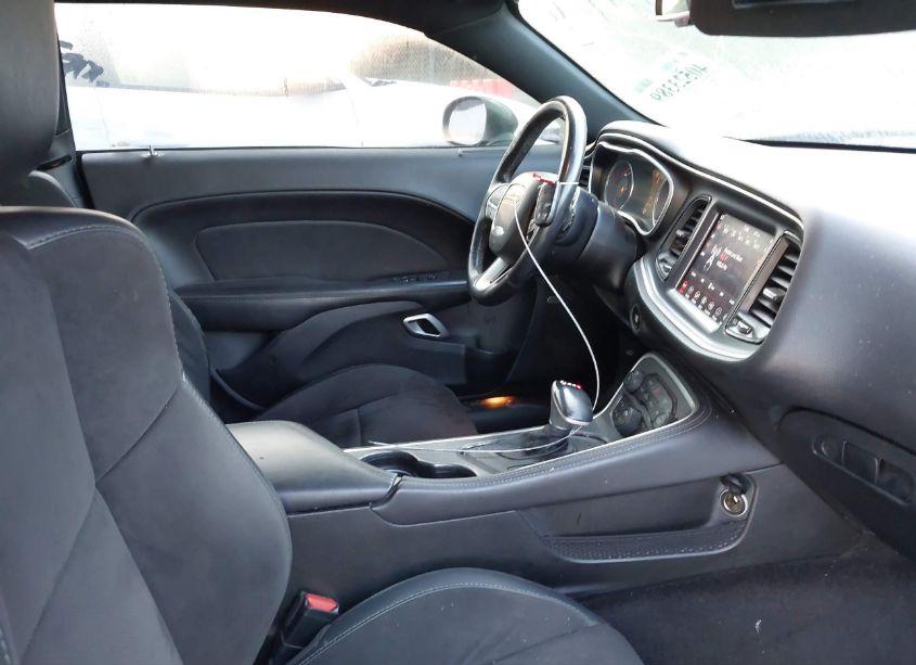 Photo 5 of 2018 Dodge Challenger SXT PLUS (VIN 2C3CDZAG2JH318365)