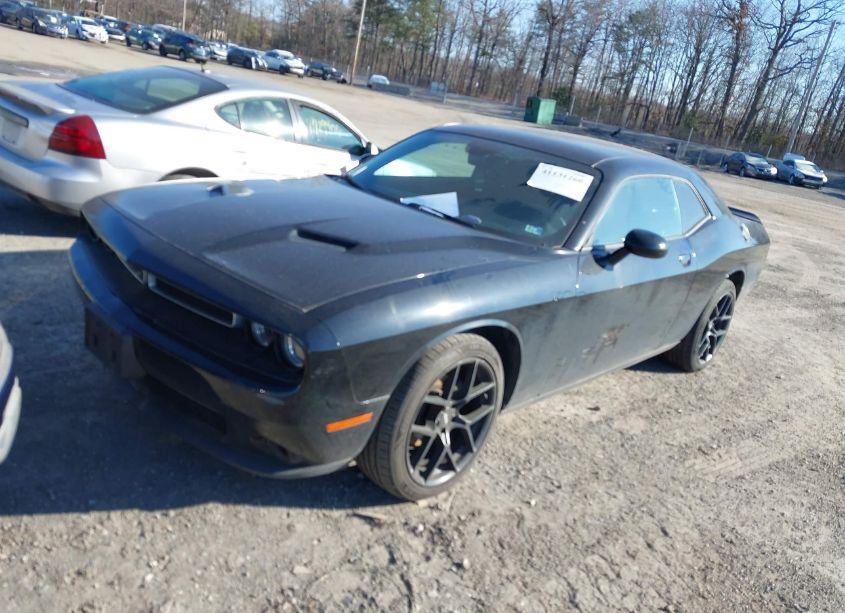 Photo 2 of 2018 Dodge Challenger SXT (VIN 2C3CDZAG2JH325395)